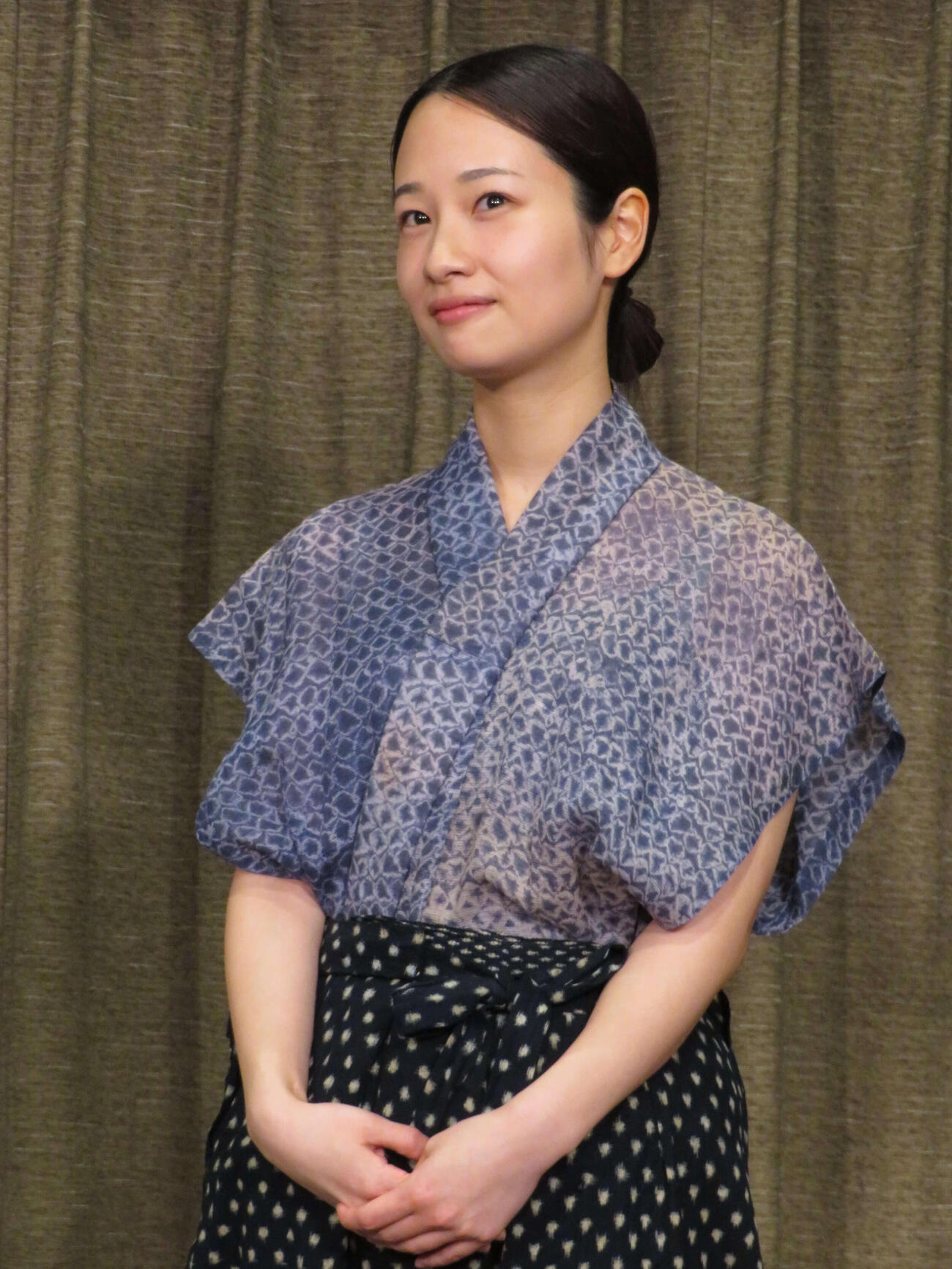 舞台「砂の女」合同取材会に出席した藤間爽子（撮影・村上幸将）