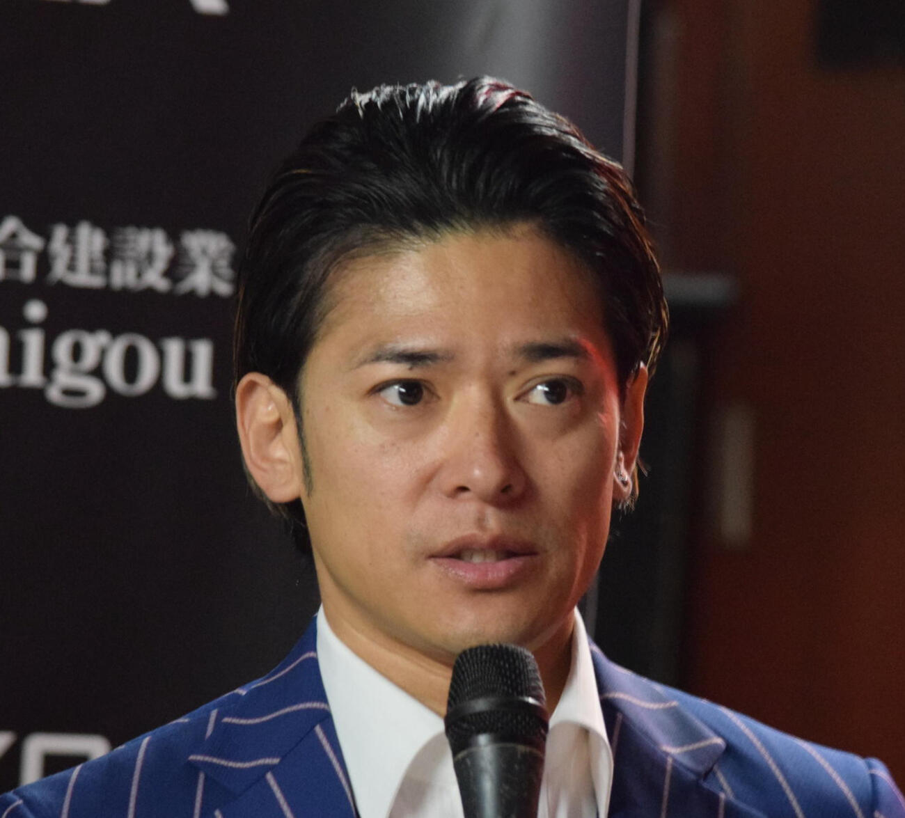 高岡蒼佑（23年6月撮影）