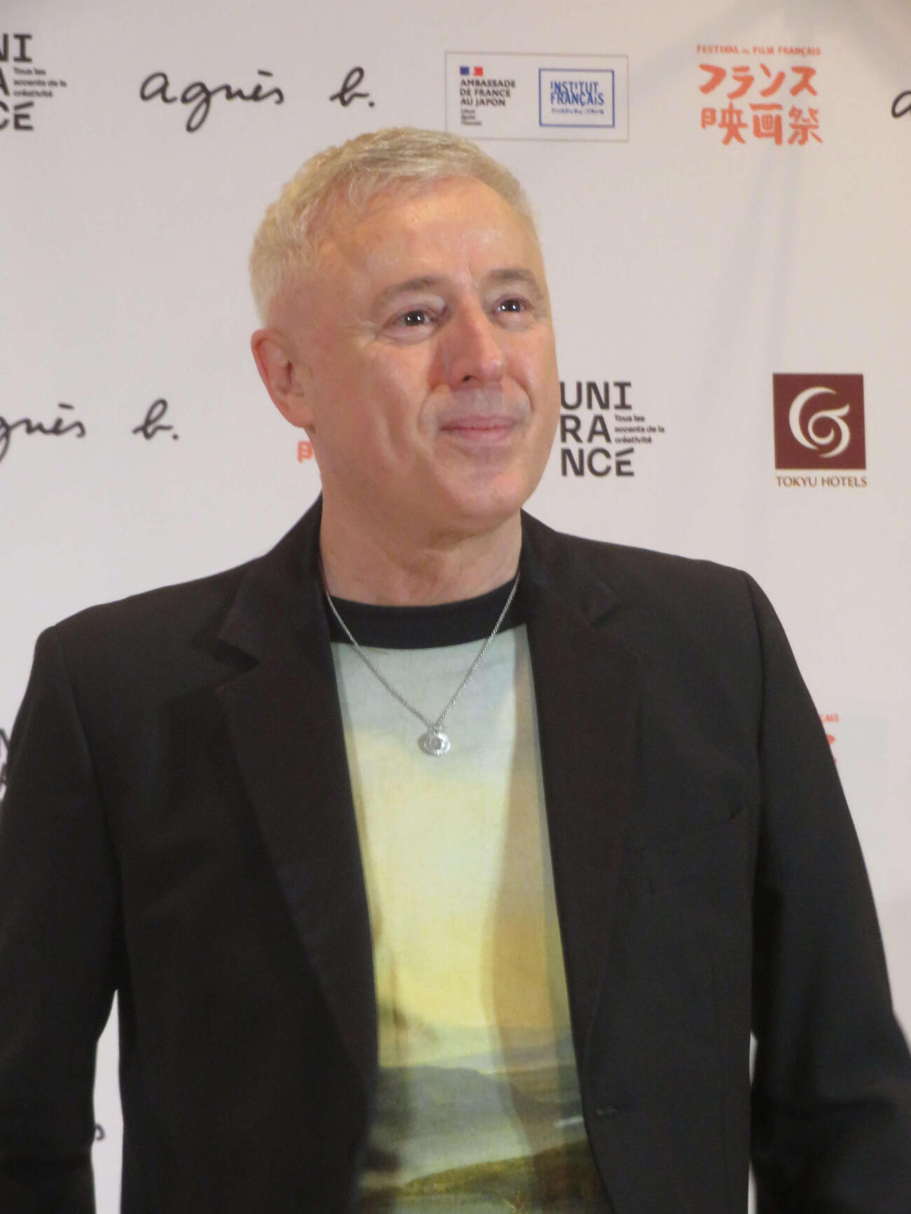 「フランス映画祭2026」フォトコールに参加したロバン・カンピヨ監督（撮影・川田和博）