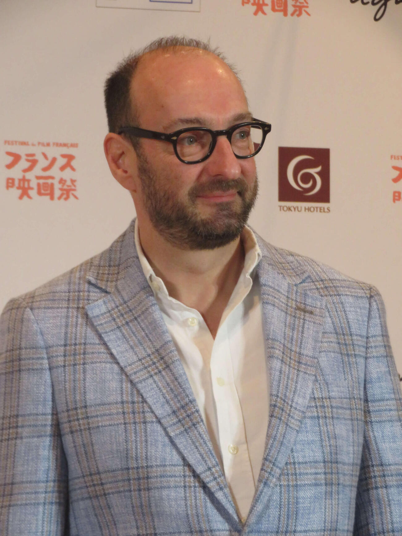 「フランス映画祭2026」フォトコールに参加したケン・スコット監督（撮影・川田和博）