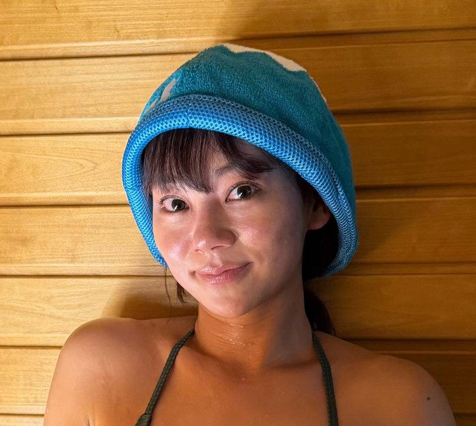 サウナを満喫する指出瑞貴（指出瑞貴のインスタグラムから）
