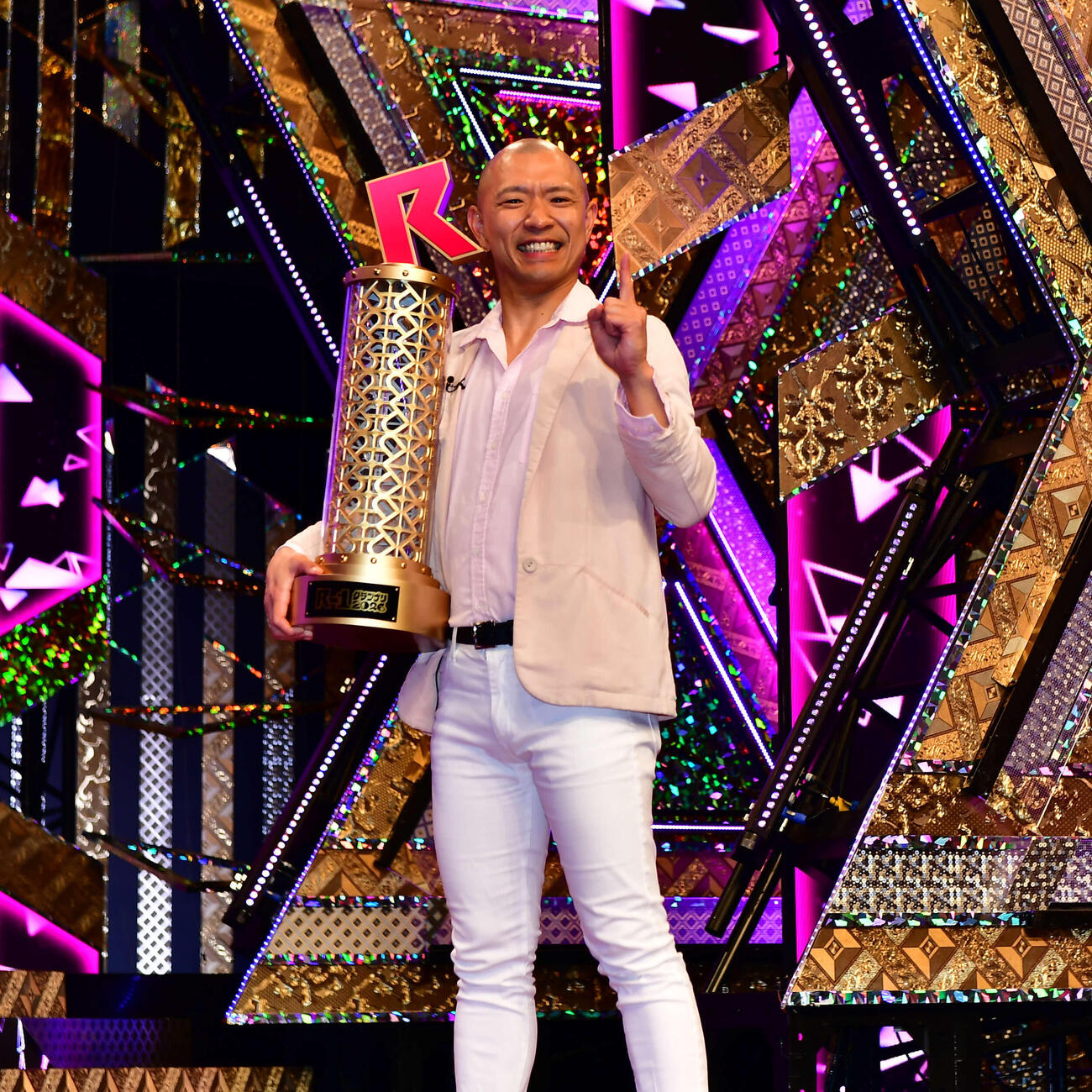 「R－1グランプリ2026」で優勝した今井らいぱち（撮影・松尾幸之介）