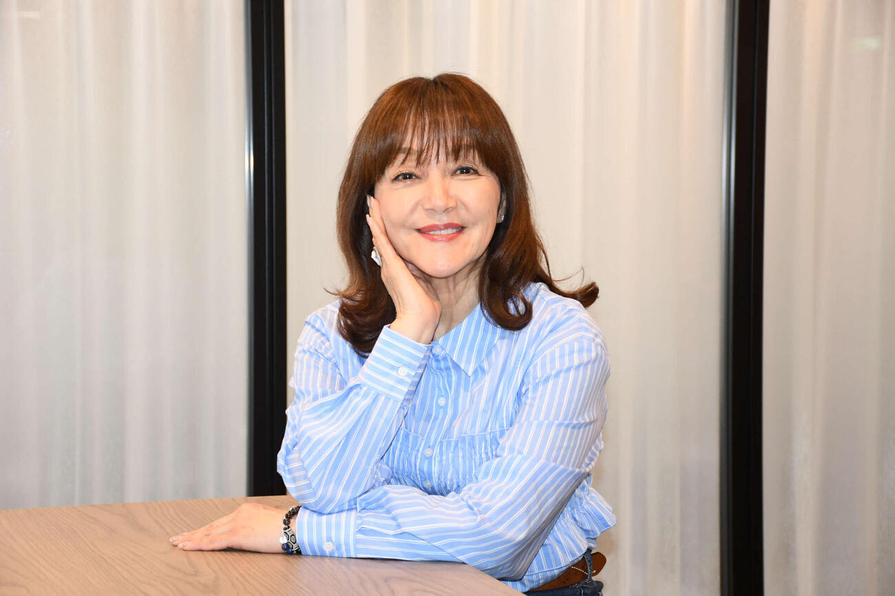 デビュー50周年記念コンサートを開催する岩崎宏美（撮影・阪口孝志）