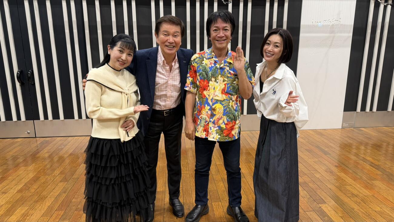 収録に参加した、左から西村知美、森田健作、河崎実監督、酒井法子