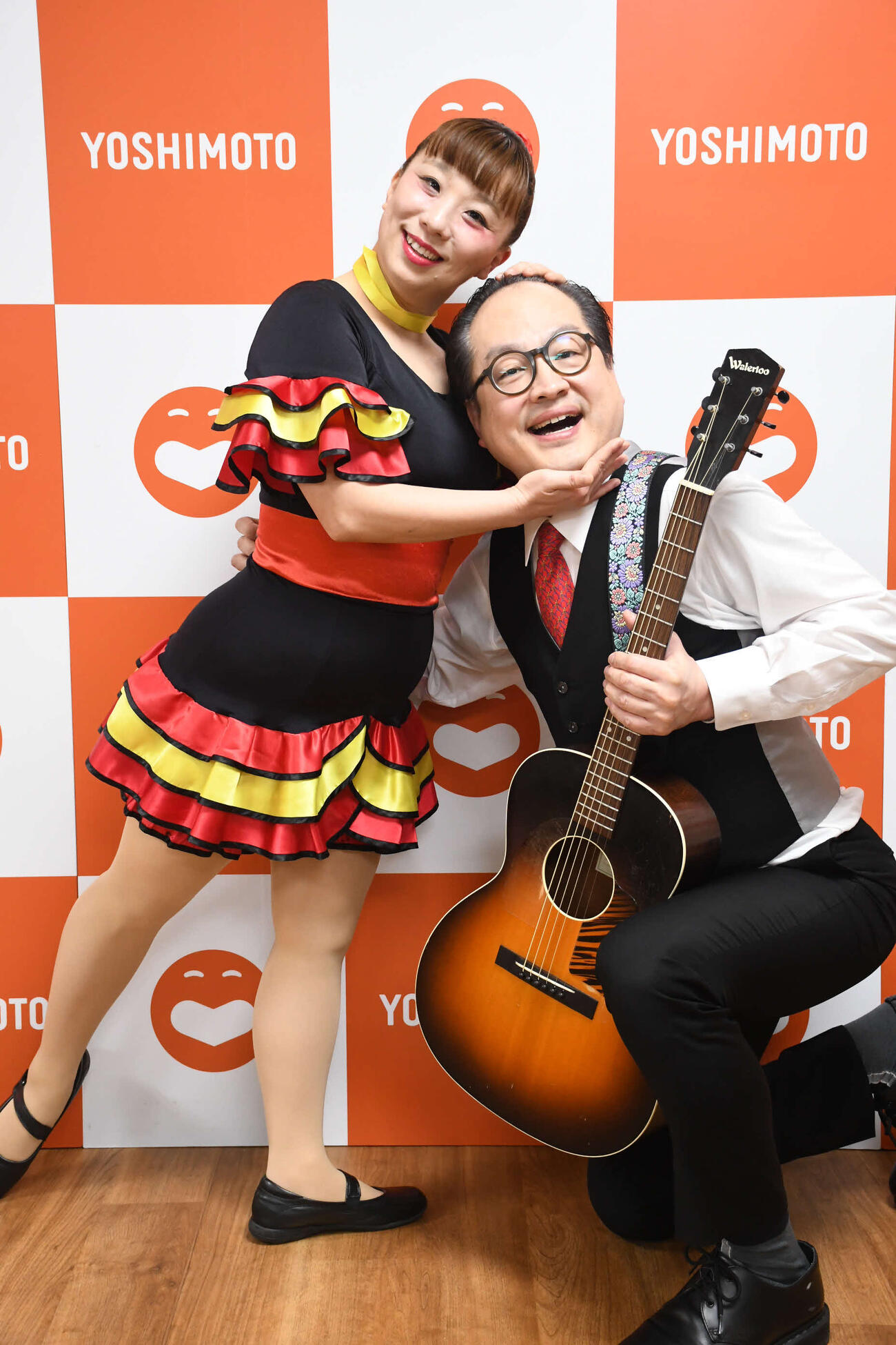 間寛平GMの定例会見に出席した「3代目吉本新喜劇の顔」森田まりこ（左）と松浦真也（撮影・阪口孝志）