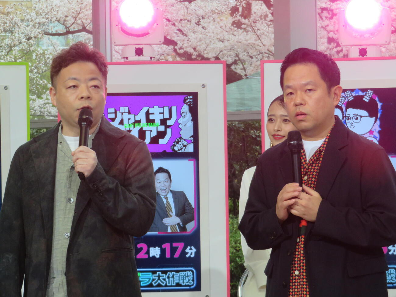 ダイアンのユースケ（左）と津田篤宏（2025年3月撮影）