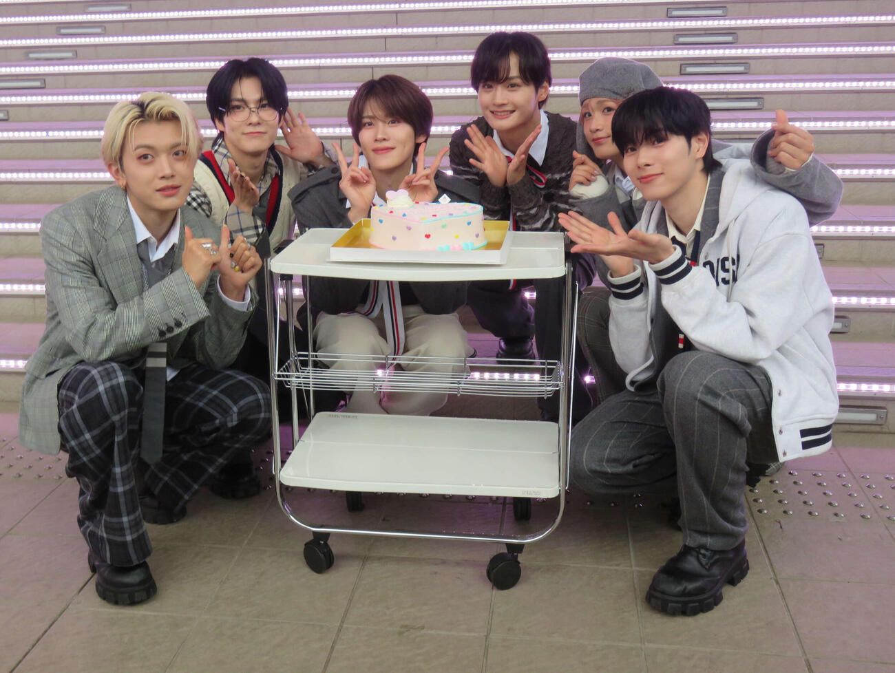 アルバム「Heart Beat」の発売記念イベントを行ったDXTEEN