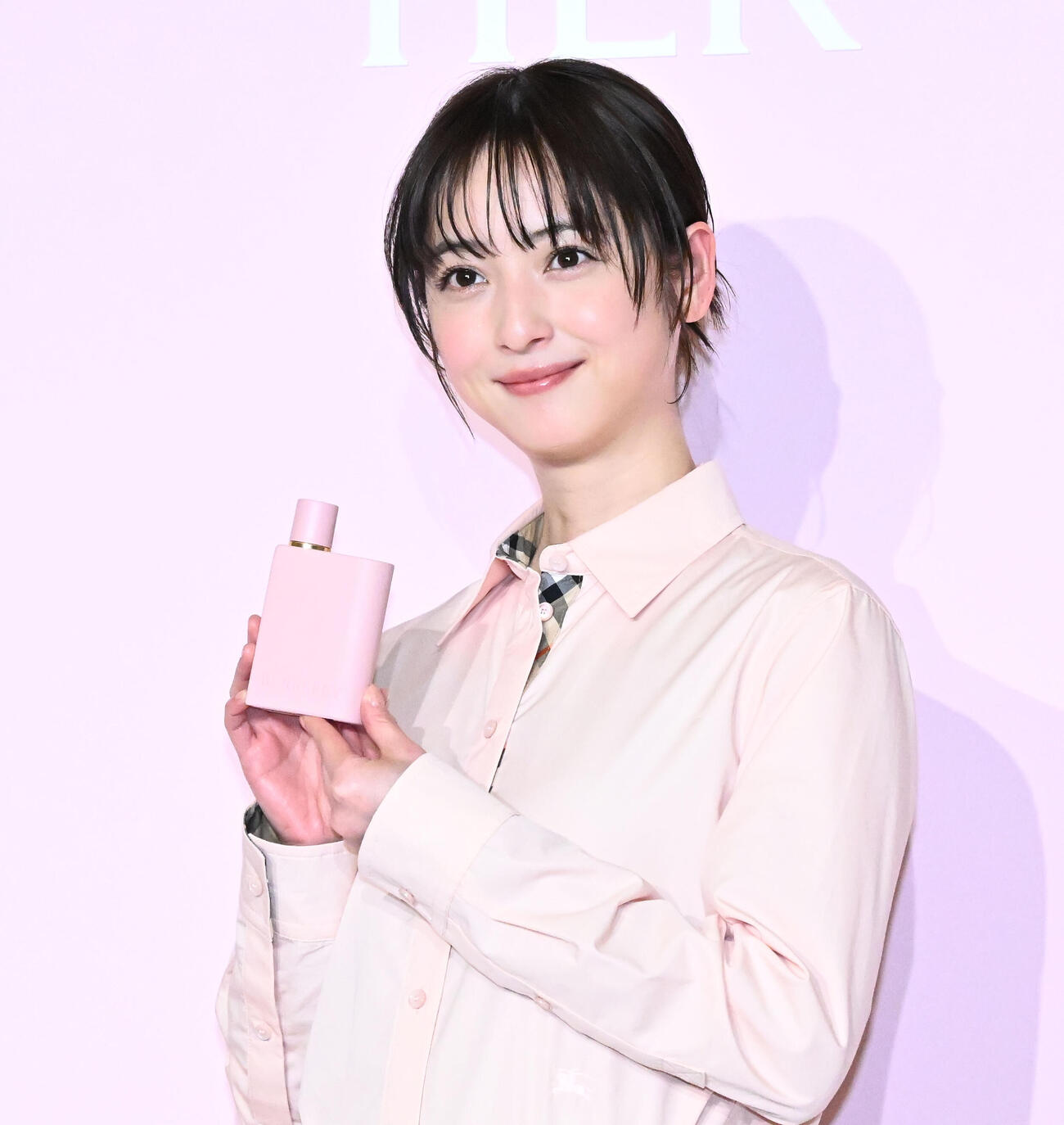 「バーバリービューティ」の新製品発表イベントに登場した佐々木希（撮影・千葉一成）