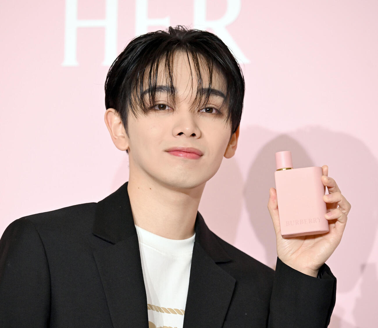 「バーバリービューティ」の新製品発表イベントに登場した宮世琉弥（撮影・千葉一成）