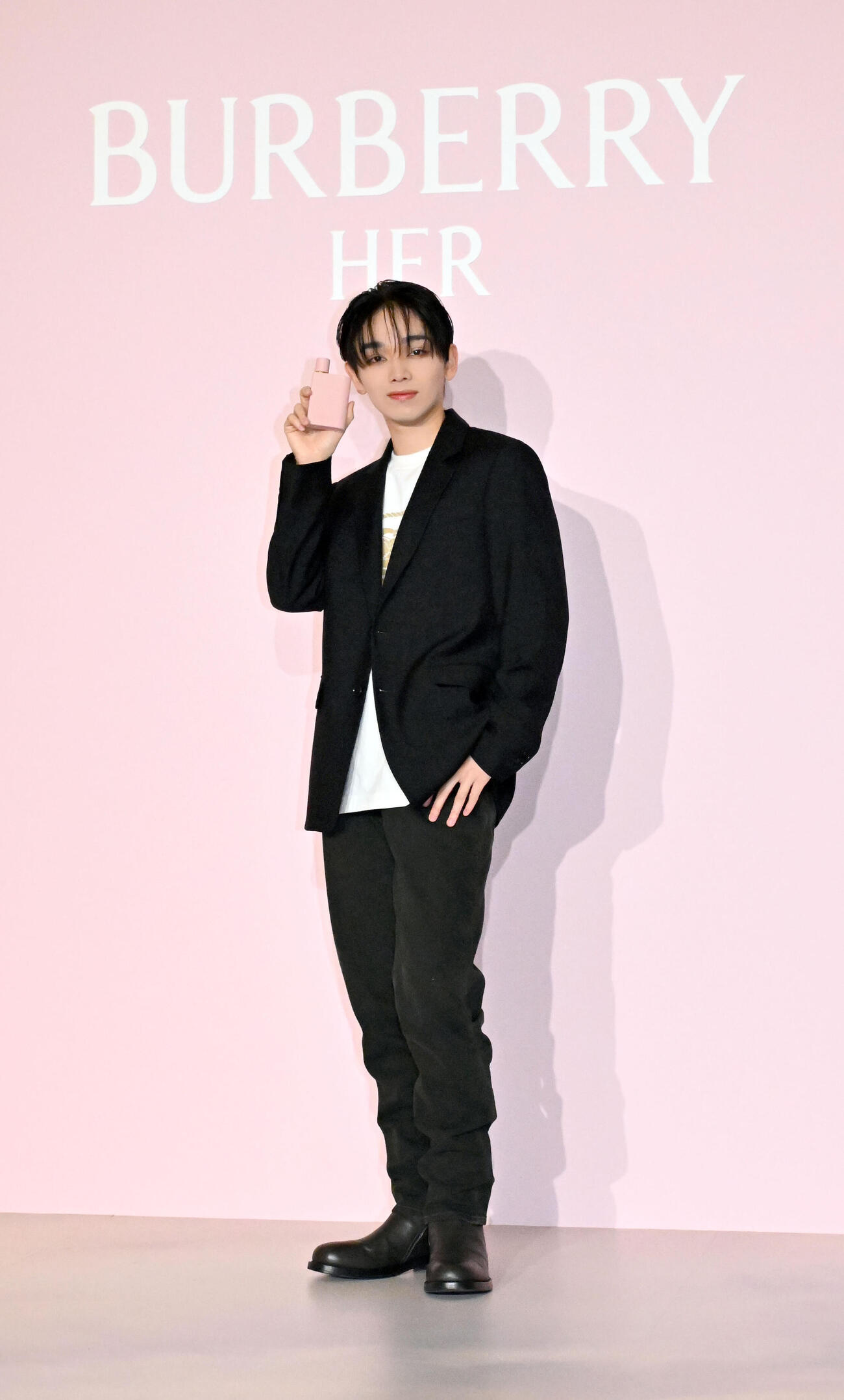 「バーバリービューティ」の新製品発表イベントに登場した宮世琉弥（撮影・千葉一成）