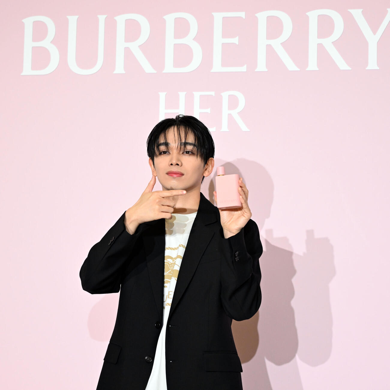 「バーバリービューティ」の新製品発表イベントに登場した宮世琉弥（撮影・千葉一成）