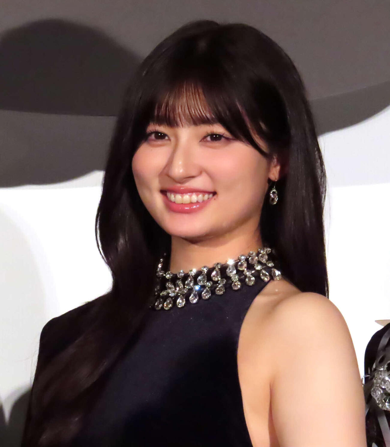 映画「鬼の花嫁」公開前夜祭舞台あいさつに登壇した吉川愛