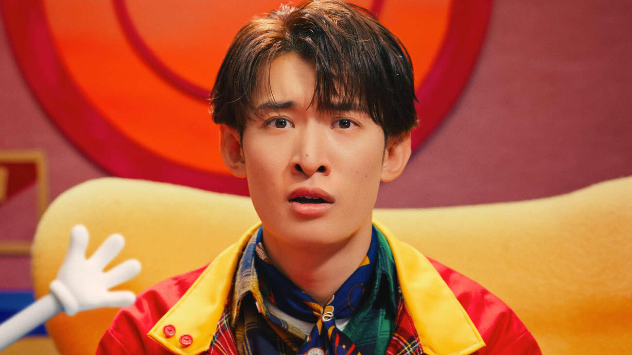 「UNO」の新商品CMに出演するSnow Man向井康二