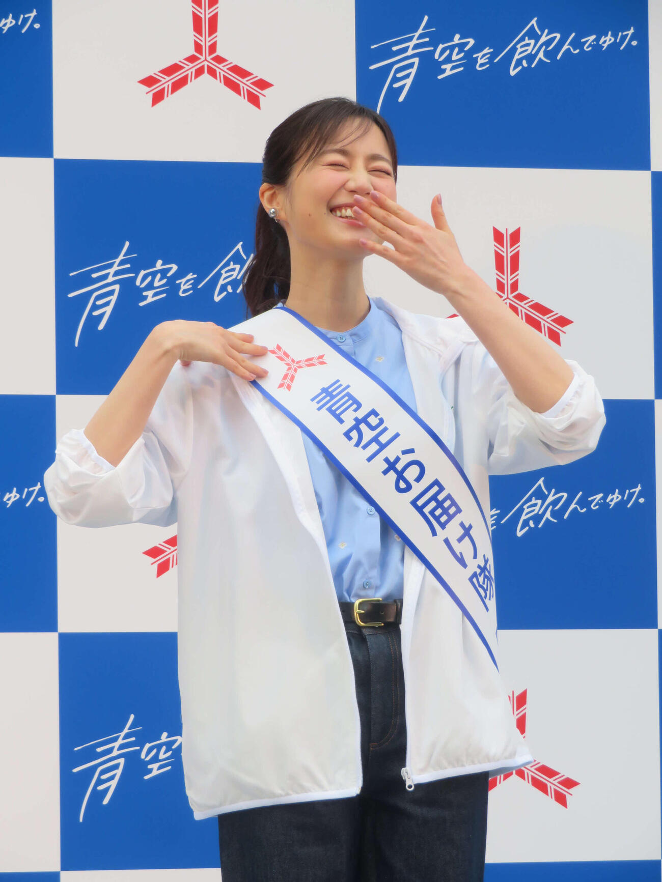 青空お届け隊隊長に就任し、笑顔を見せる生田絵梨花（撮影・川田和博）