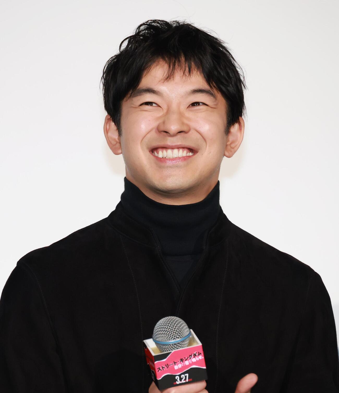 映画「ストリート・キングダム」公開記念舞台あいさつを行った仲野太賀（撮影・中島郁夫）