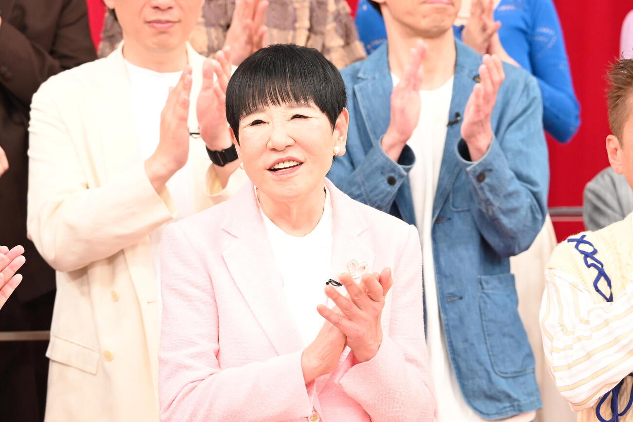 「アッコにおまかせ！」最終回の和田アキ子（C）TBS