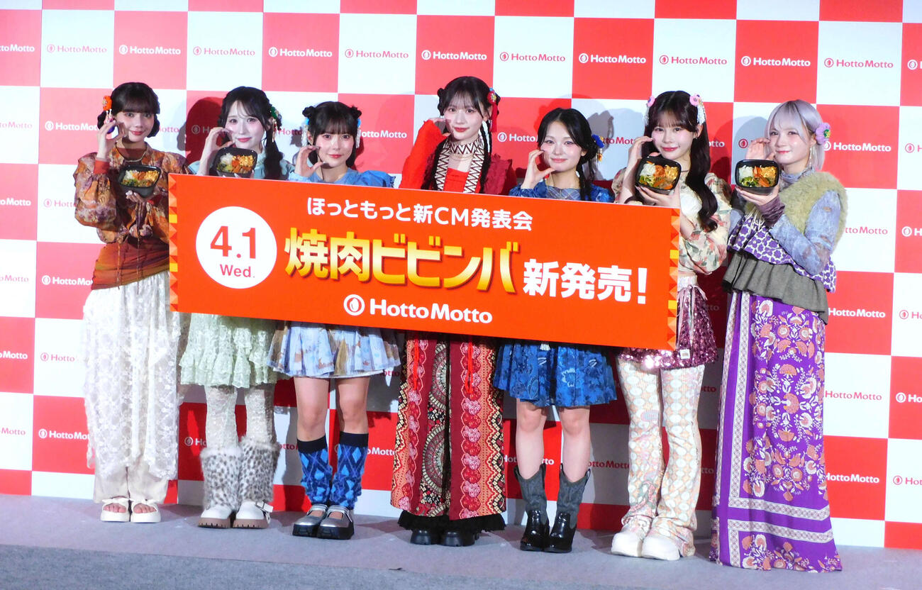 ほっともっと新CM発表会に登壇したCANDY TUNE　左から南なつ、小川奈々子、福山梨乃、立花琴未、桐原美月、村川緋杏、宮野静（撮影・寺本吏輝）