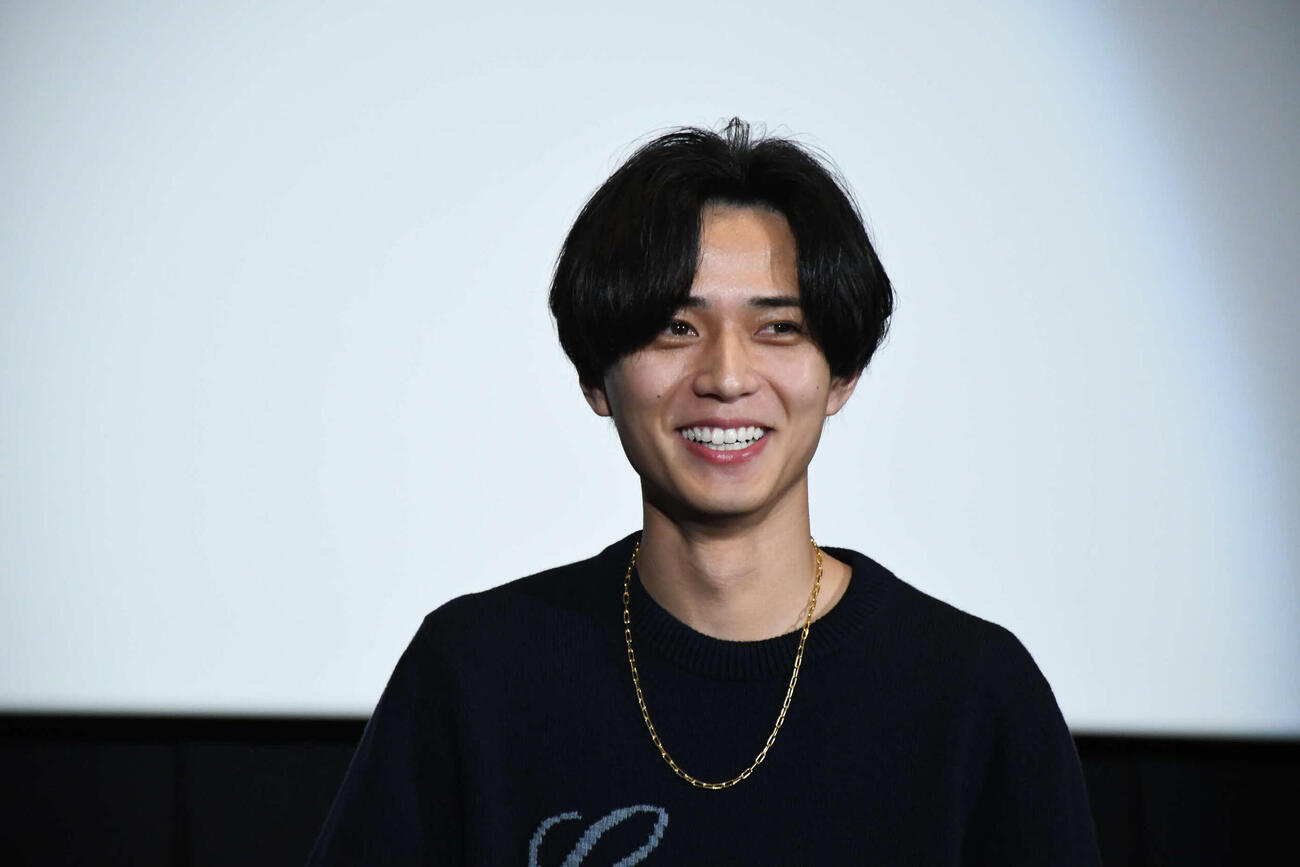 映画「鬼の花嫁」大阪舞台あいさつに登壇した永瀬廉（撮影・阪口孝志）