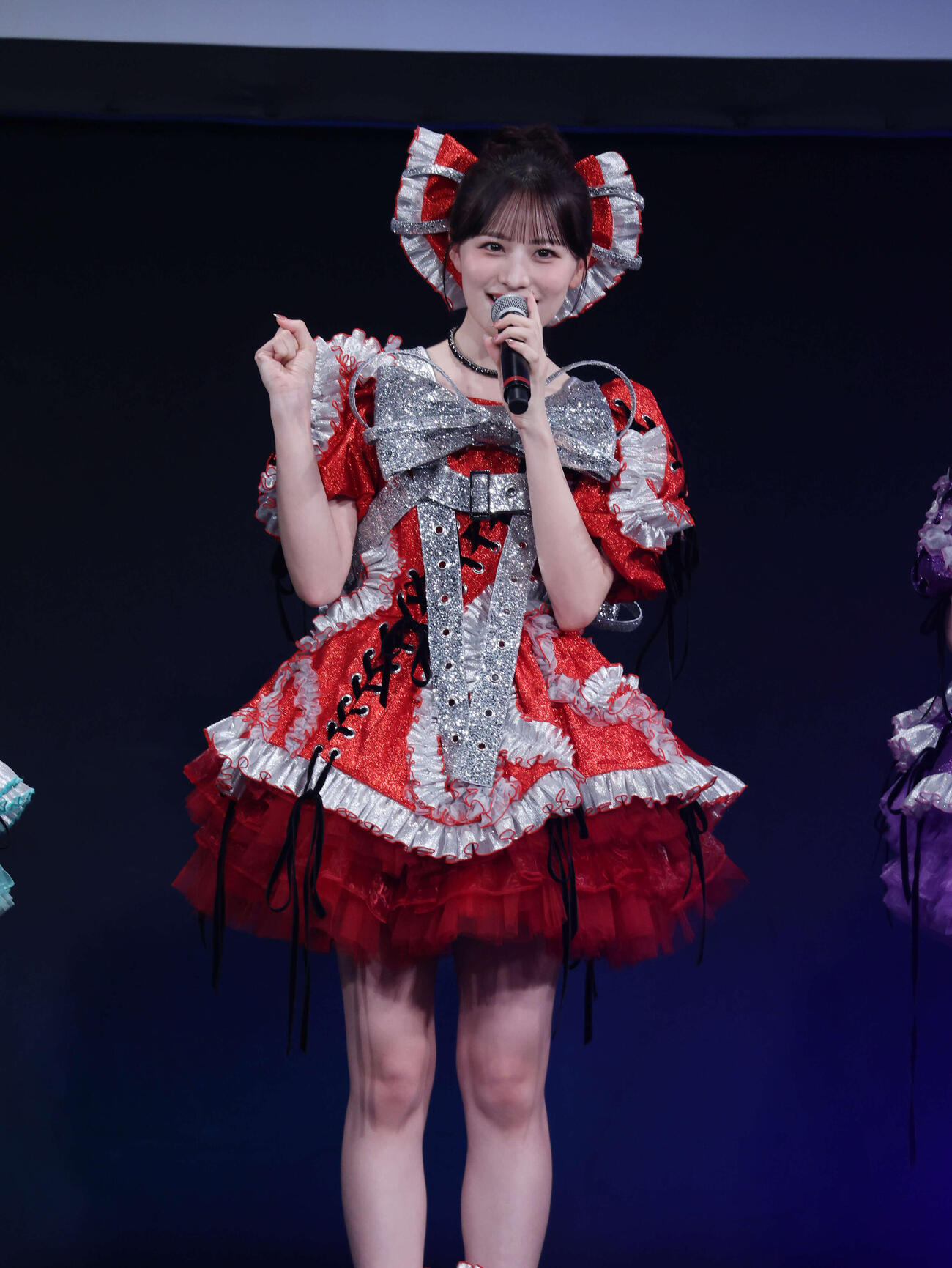 新社会人に激励を送るCANDY TUNE立花琴未（撮影・増田悦実）