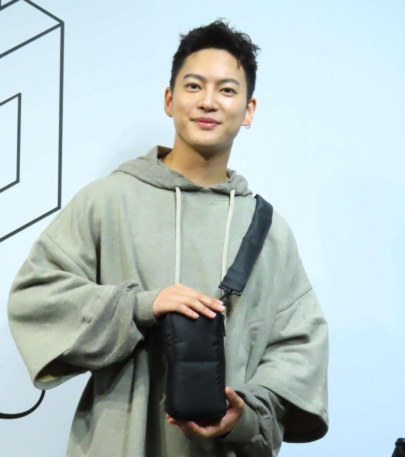 「MASU BAG」販売記念記者会見を行った三山凌輝