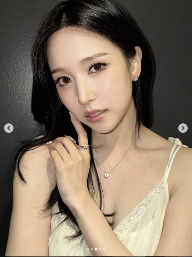 TWICE・MINAのインスタグラムから