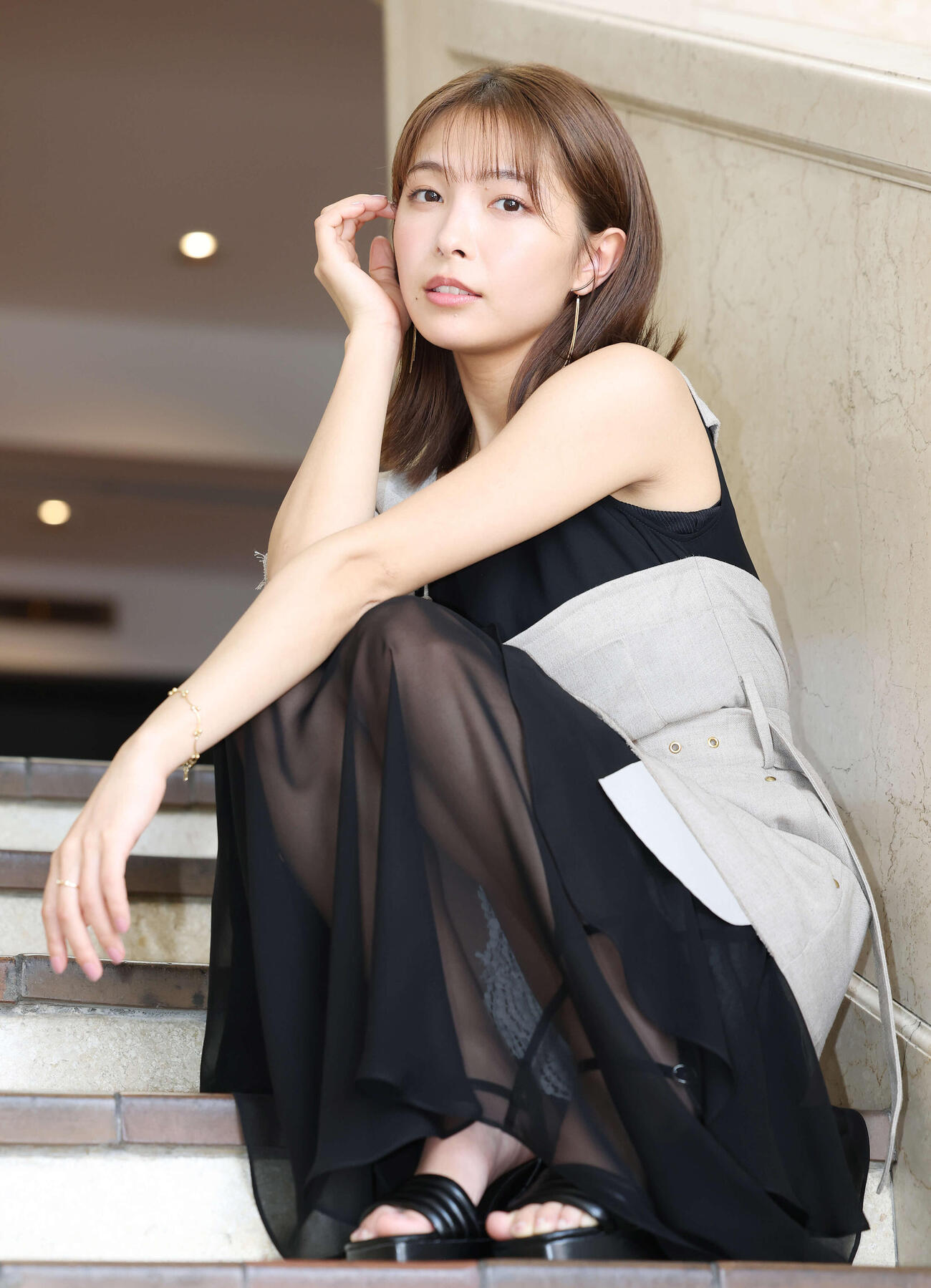 寺本莉緒「大迫力ボディ」5年ぶり復活「初めて下乳出しました」ランジェリー&水着カット公開 - 芸能写真ニュース : 日刊スポーツ