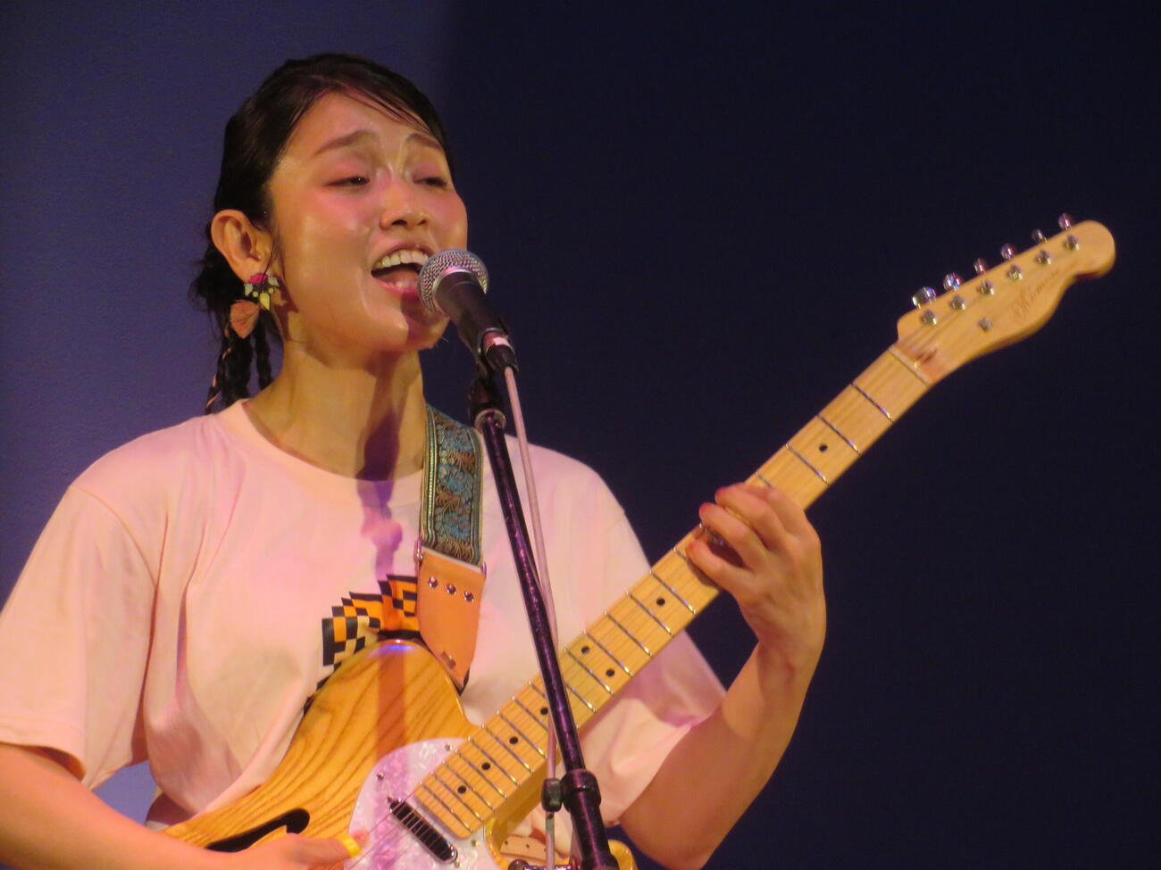 川野夏美、エレキギター初披露で新たな挑戦