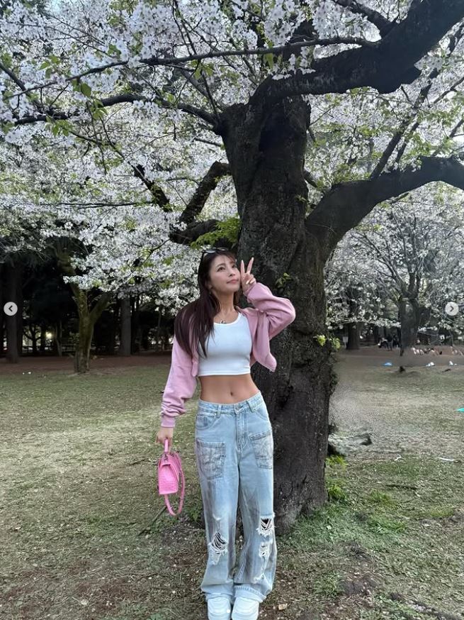 橋本梨菜のインスタグラムから