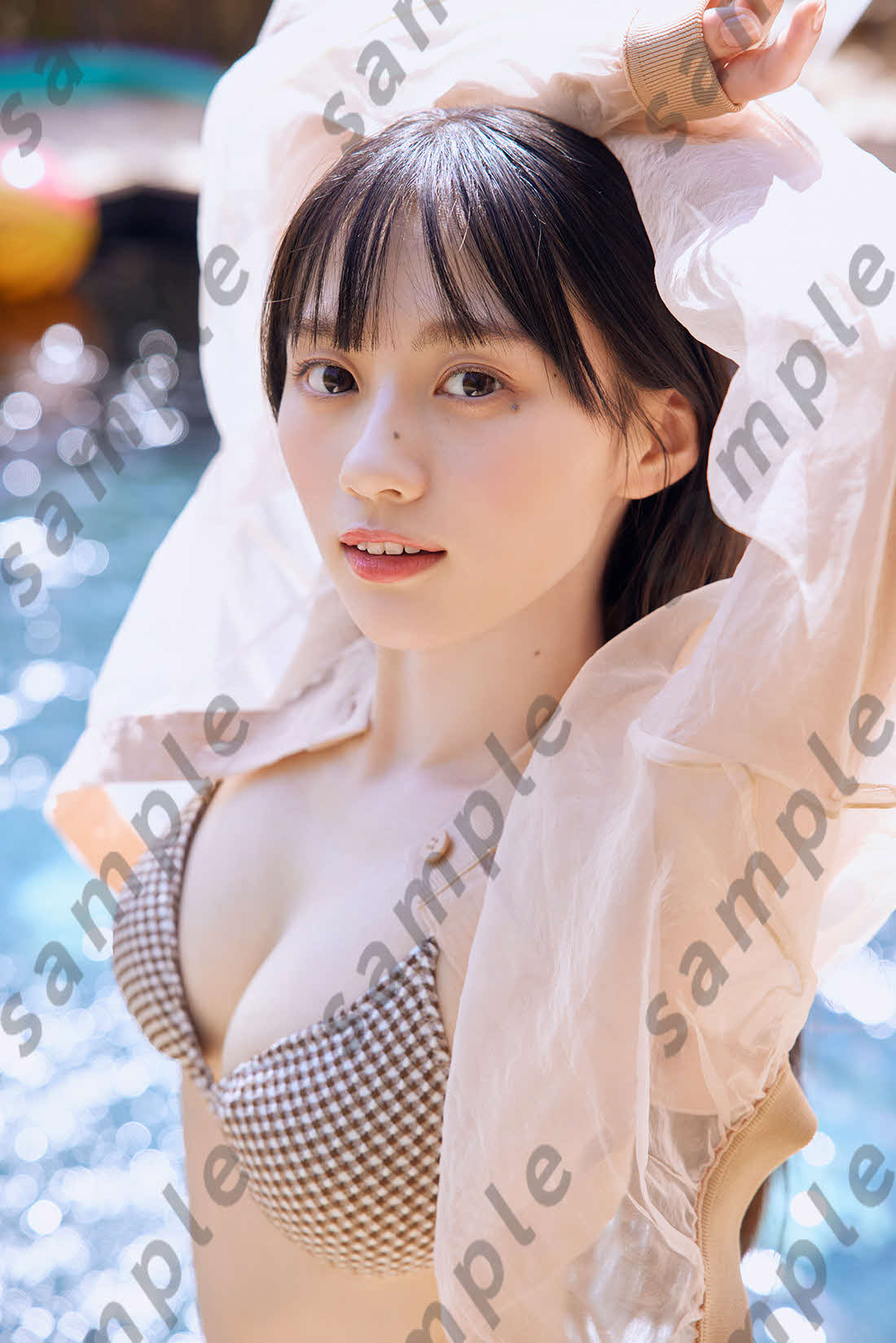公開された乃木坂46川﨑桜の封入特典（撮影／須江隆治）