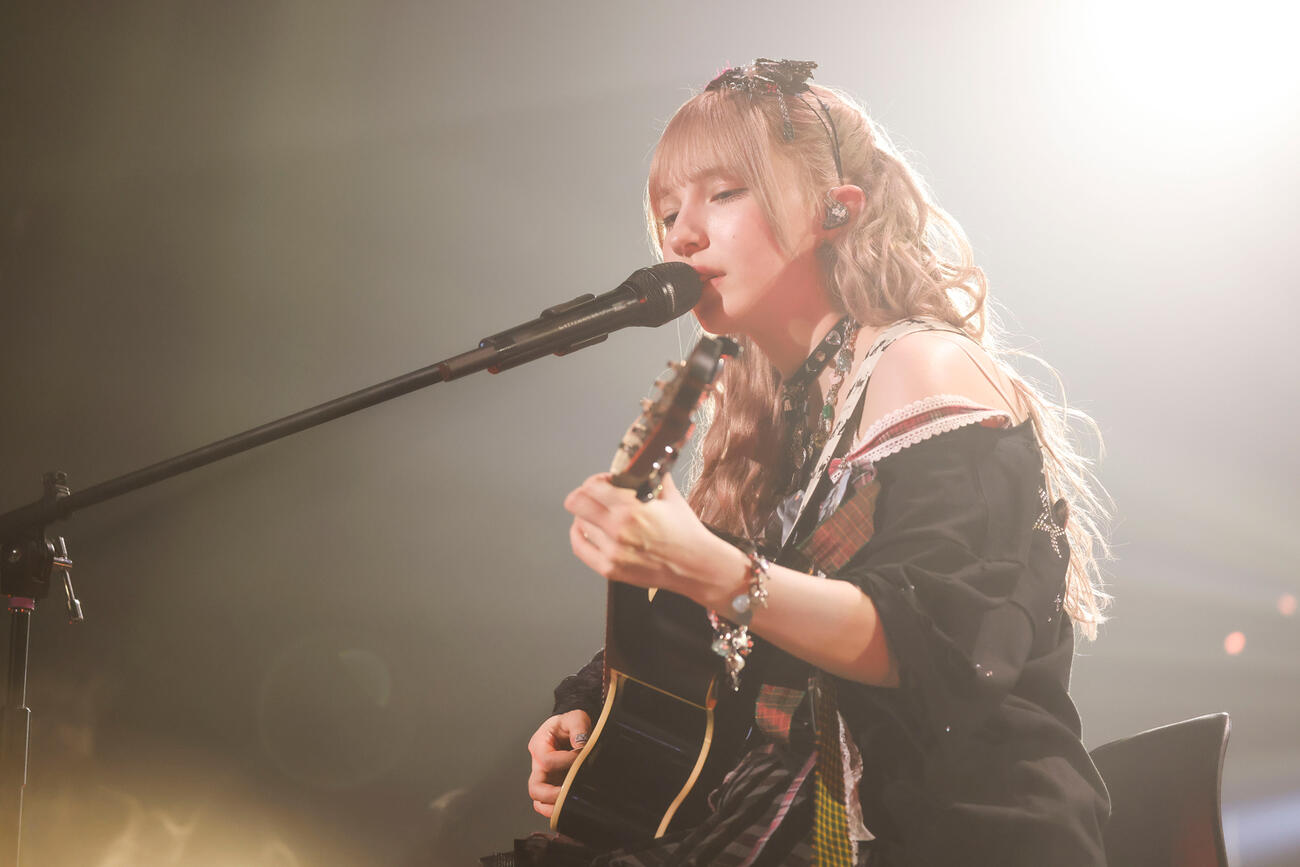 FRUITS ZIPPER早瀬ノエル、初のソロ単独ライブ成功「またもっと大きい