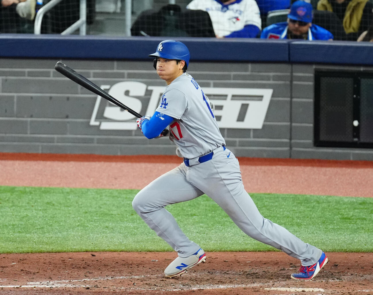 ブルージェイズ対ドジャース　7回表ドジャース無死一塁、遊ゴロに倒れる大谷（撮影・垰建太）