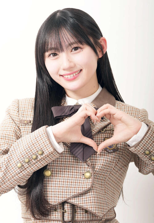 乃木坂46川﨑桜、白ビキニで無邪気な笑顔輝くカットが公開 初写真集4