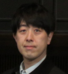 脚本・演出の冨坂友氏(2026年4月)