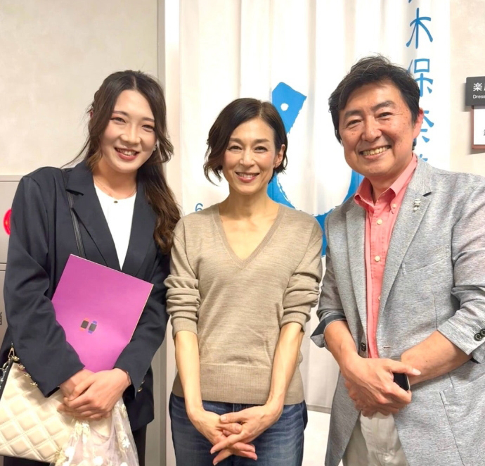 楽屋あいさつに行った時の写真を公開(笠井信輔氏のブログから)