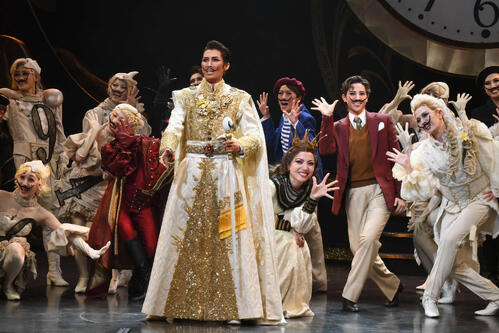 【宝塚】雪組スター瀬央ゆりあ東上主演作開幕、天才芸術家ダリの現実と超現実の世界観を表現