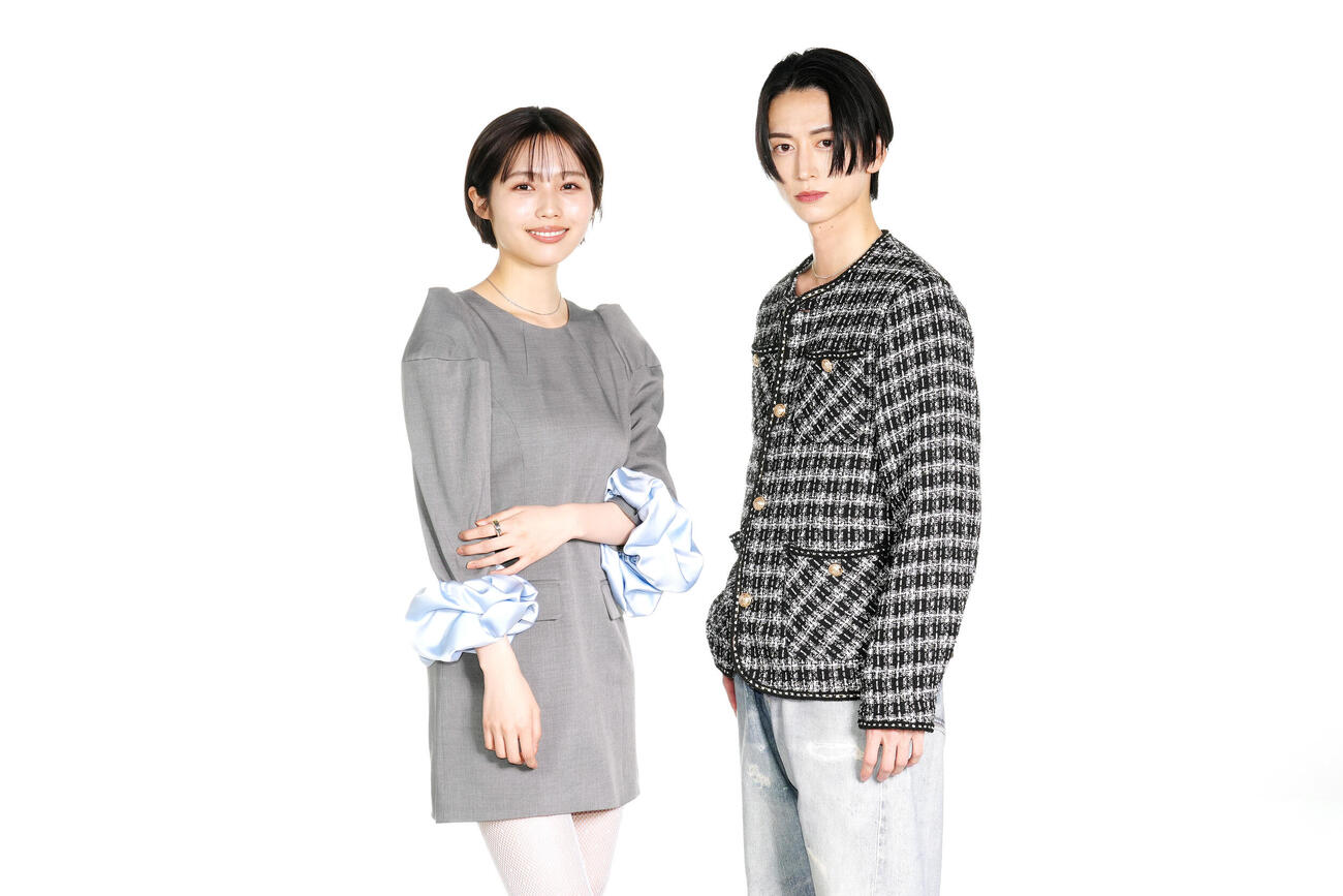 フジテレビの連続ドラマ「share」にダブル主演する秋田汐梨（左）と池田匡志（撮影・江口和貴）