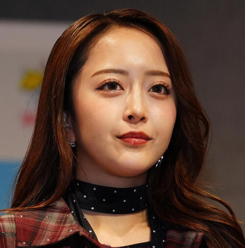 ギャルモデル「いい加減そろそろ痩せろ」人気芸人に“罵倒”祝福も　思わぬ反響続々