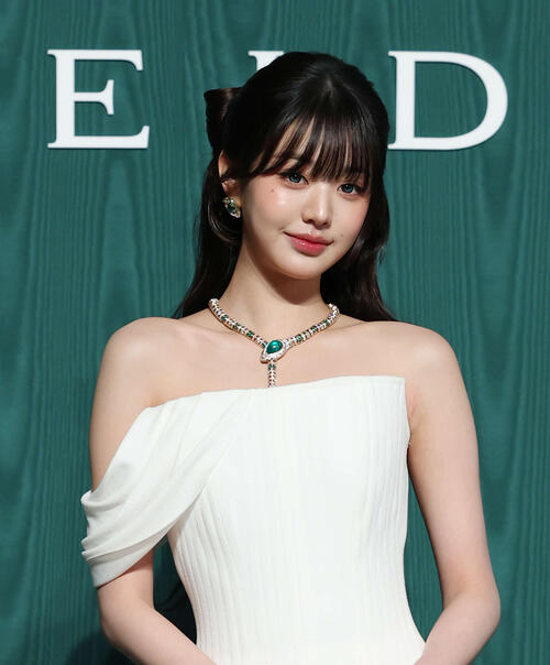 【韓流】IVEのWONYOUNG「主人公」タイトルで、ジムやベッドでの様子公開