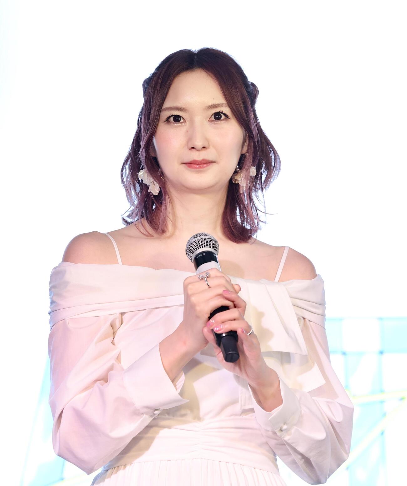 テンカラット・ミュージックレイン共同開催新人発掘・育成プロジェクト「OPALIS」発表記者会見に臨む戸松遥（撮影・河田真司）