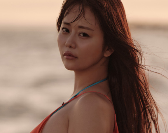 自身3冊目となる写真集発売が決まった井口裕香（C）三宮幹史／集英社