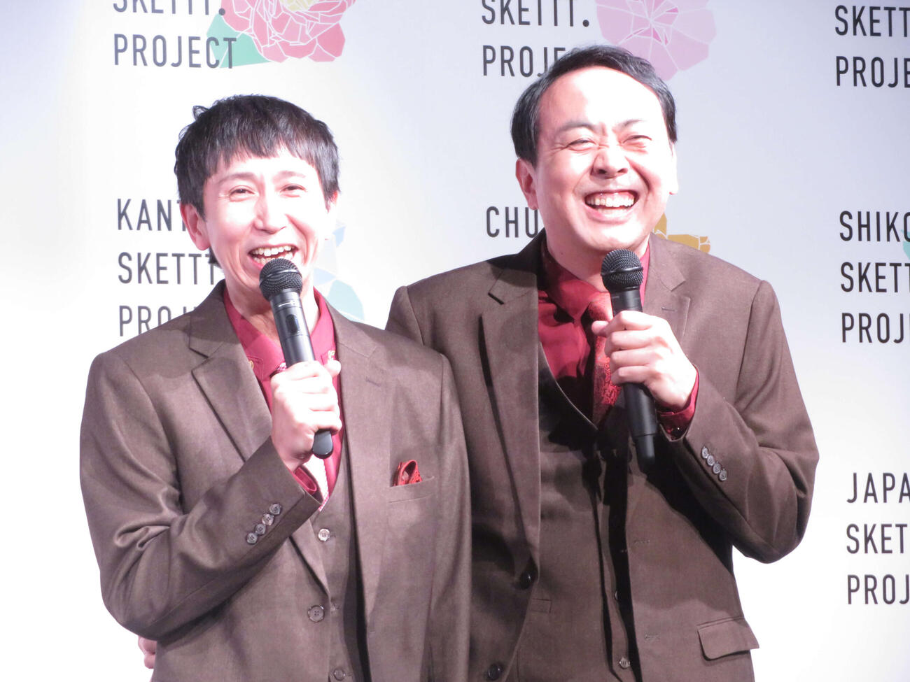 アンガールズ山根良顕、田中卓志（2025年5月撮影）