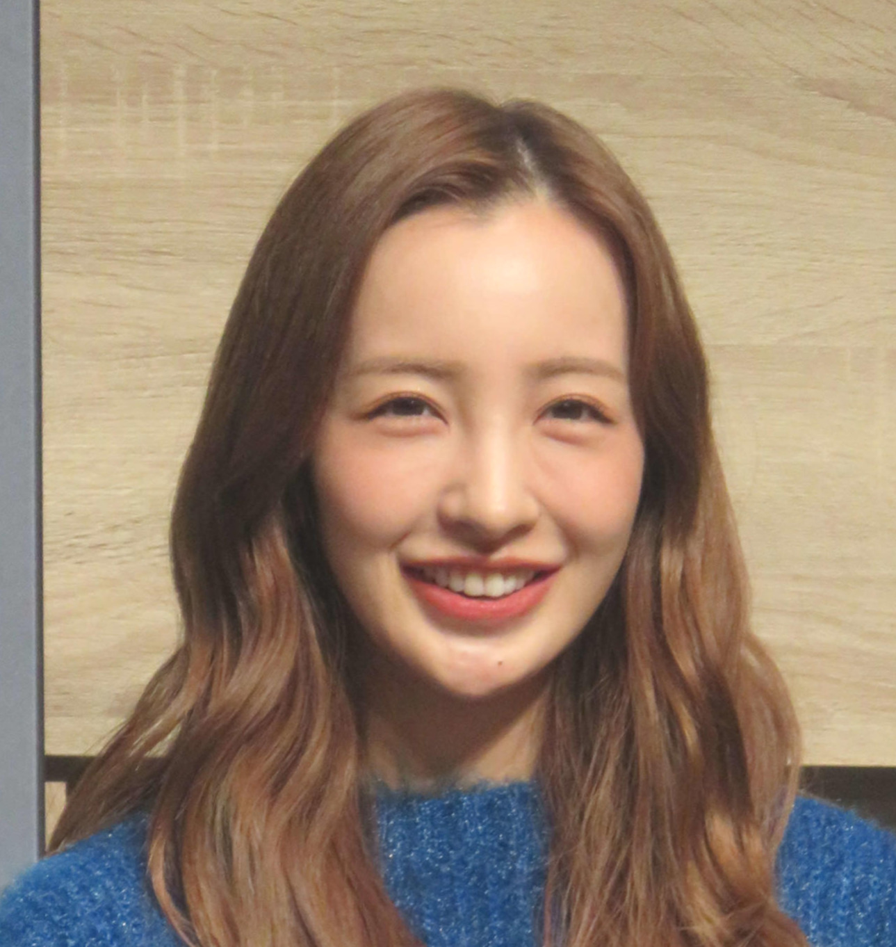 板野友美（2025年11月撮影）