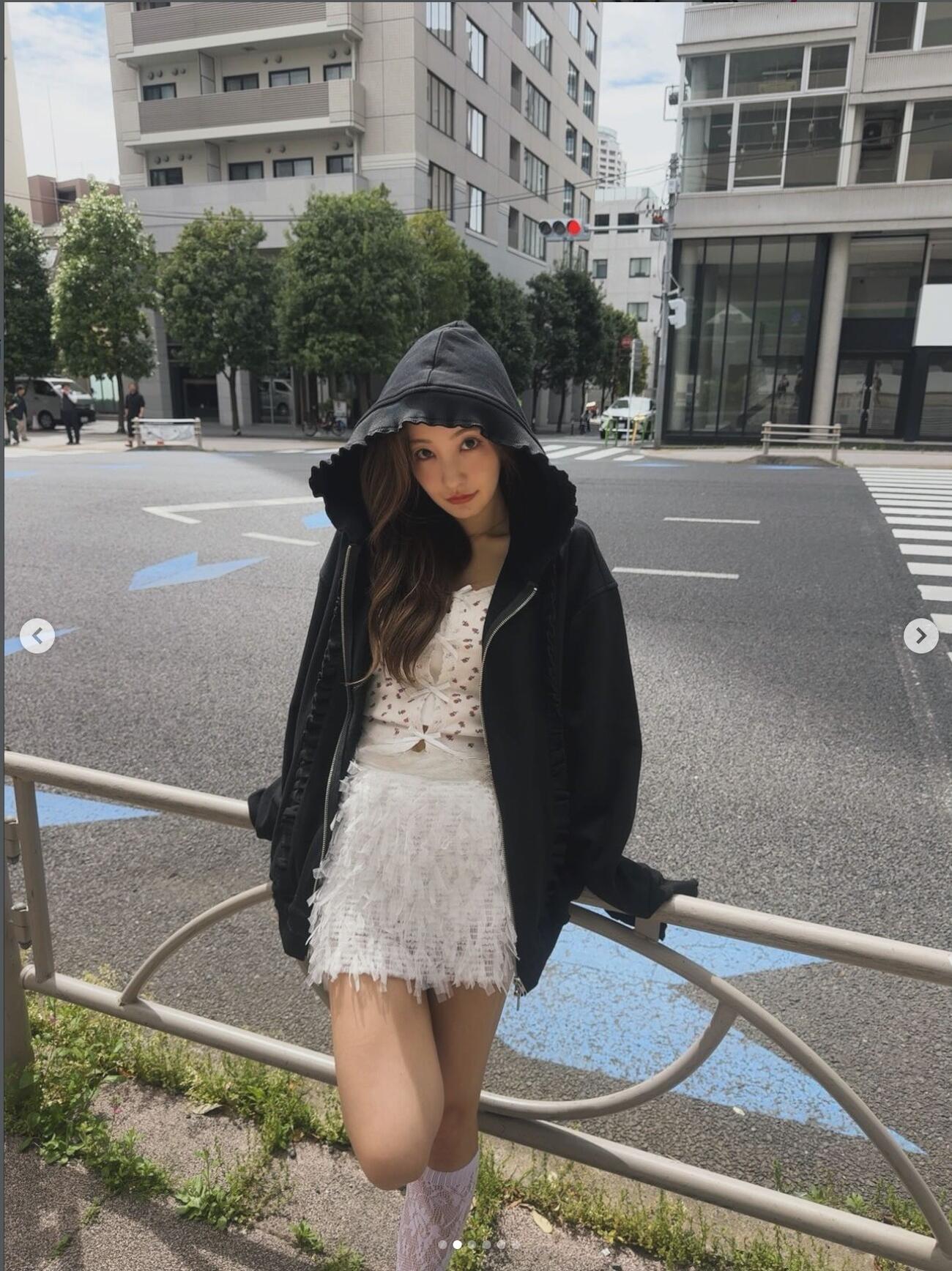 板野友美のインスタグラムから