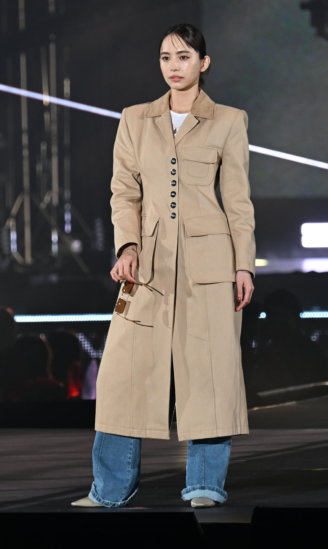 ファッション＆音楽イベント　Rakuten GirlsAward 2026SPRING／SUMMERでランウェイに登場した井桁弘恵（撮影・千葉一成）