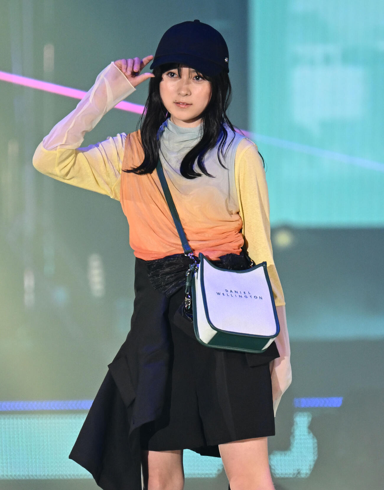 ファッション＆音楽イベント　Rakuten GirlsAward 2026SPRING／SUMMERのランウェイに登場した堀越麗禾（撮影・千葉一成）