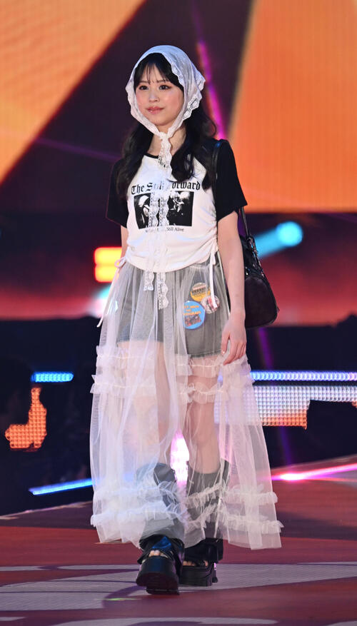 ファッション＆音楽イベント　Rakuten GirlsAward 2026SPRING／SUMMERでランフェイに登場した梶原叶渚（撮影・千葉一成）