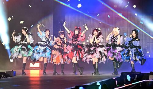 ファッション＆音楽イベント　Rakuten GirlsAward 2026SPRING／SUMMERでライブパフォーマンスを披露するCANDY TUNE（撮影・千葉一成）