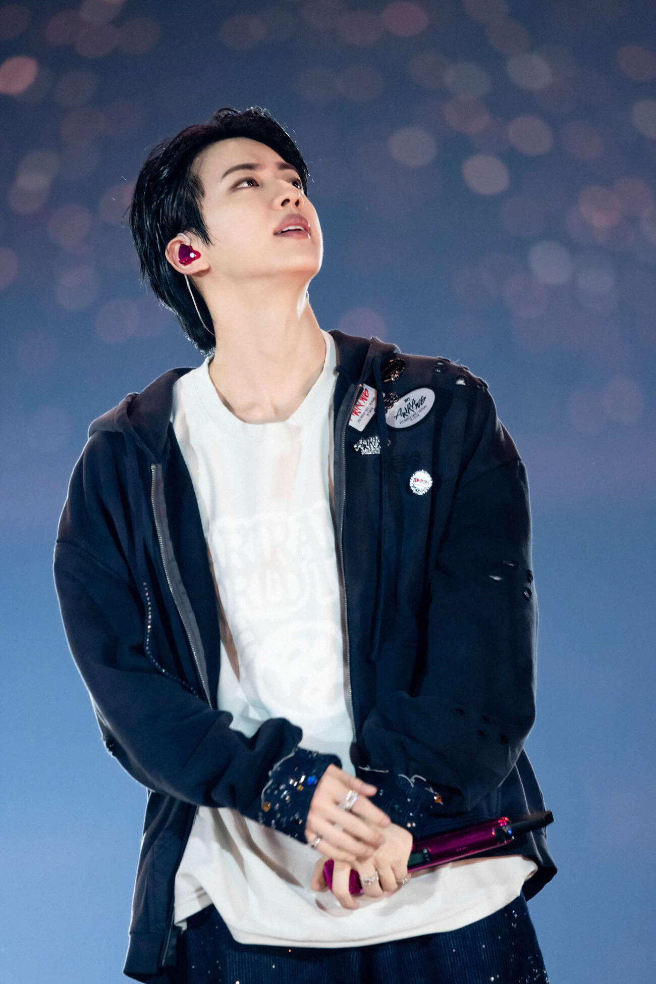 「BTS WORLD TOUR　‘ARIRANG’IN JAPAN」で歌唱するJin（（P）＆（C）BIGHIT MUSIC）