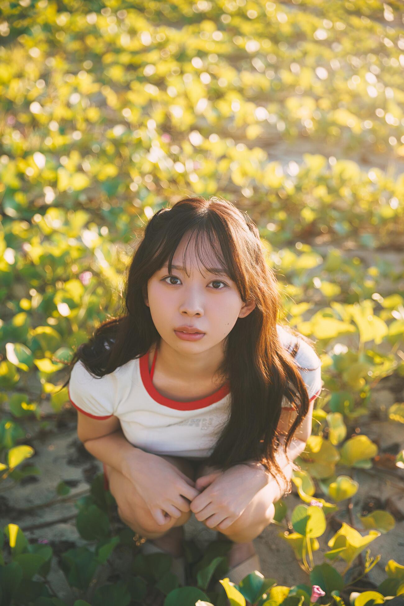 松田美里の写真集「想いごと」から