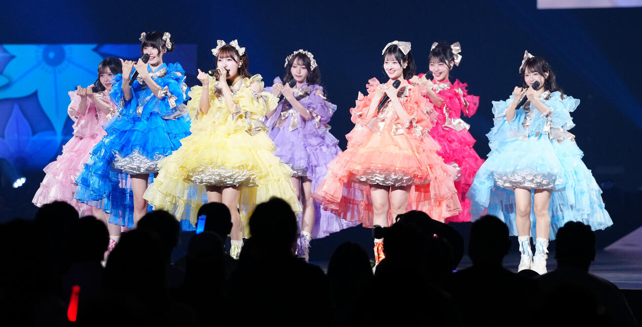 「JJ50thAnniversaryFest2026」でパフォーマンスするSWEET STEADY（撮影・鈴木みどり）